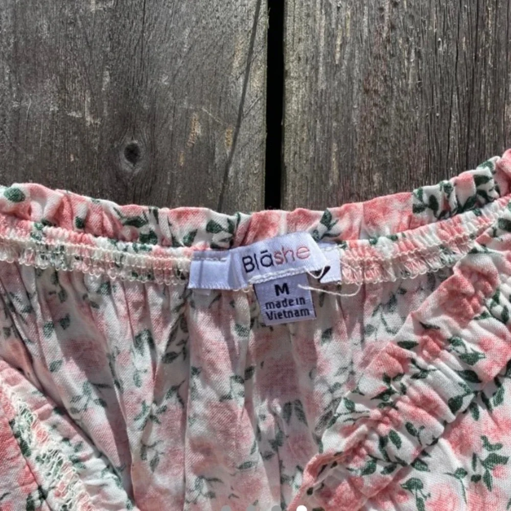 NWT Medium floral cottagecore romper - Picture 4 of 4